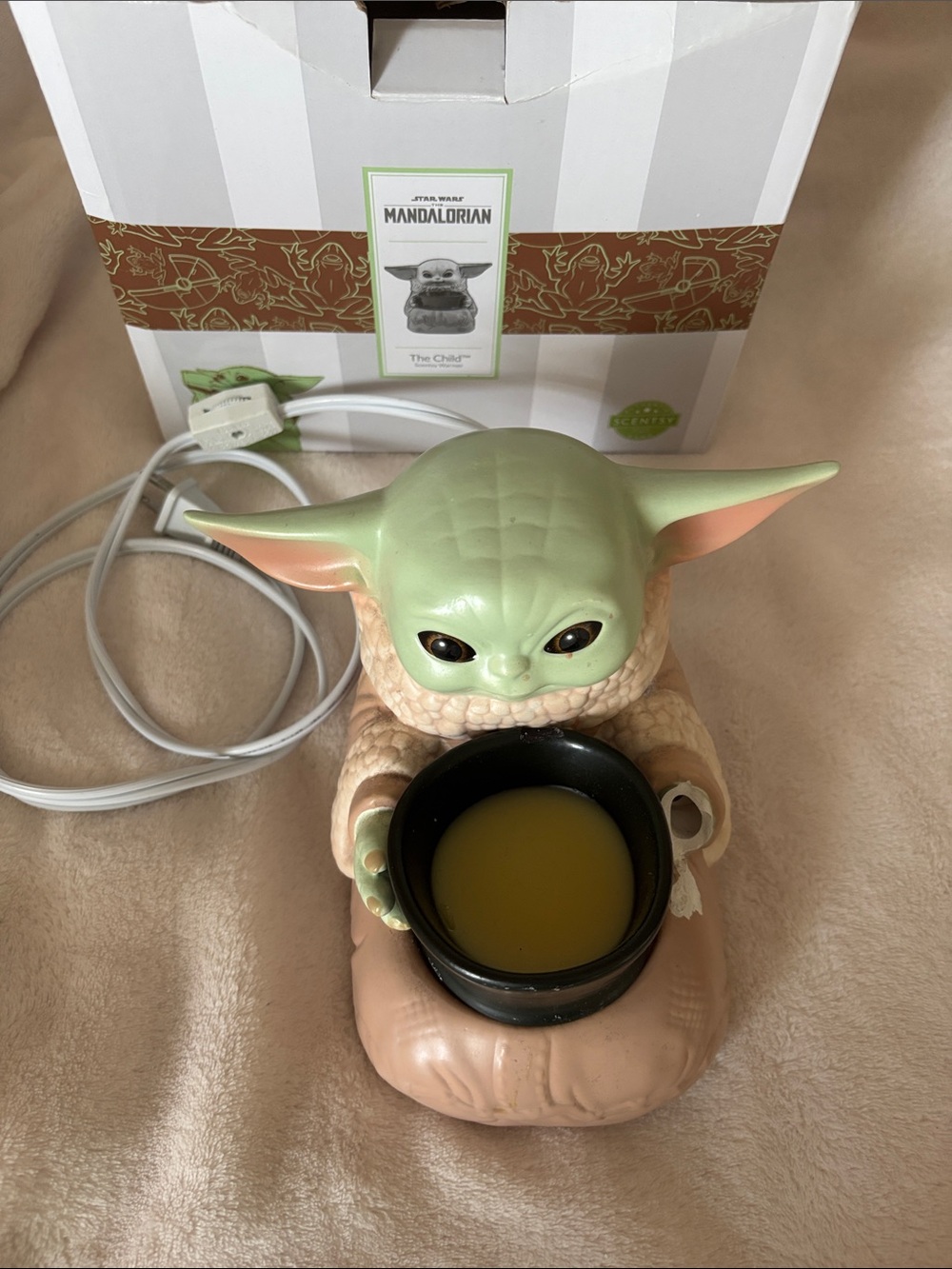 Star Wars The Mandalorian 'The Child' Scentsy Wax Warmer - Green